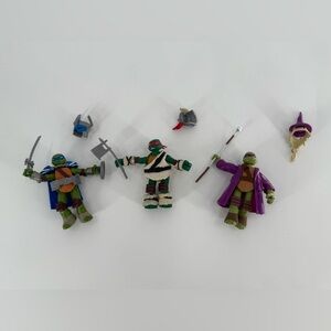 Teenage Mutant Ninja Turtles Lot With Accessories